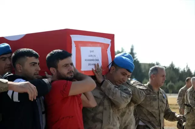 Mardin'de şehit asker için tören Mardin'de şehit asker için tören
