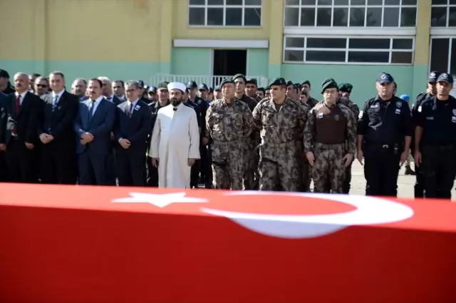 Mardin'de şehit asker için tören Mardin'de şehit asker için tören