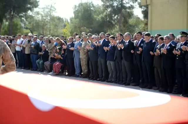 Mardin'de şehit asker için tören Mardin'de şehit asker için tören