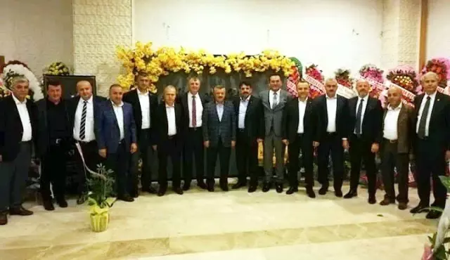 Meclis Başkanı Yazıcıoğlu oğlunu evlendirdi Meclis Başkanı Yazıcıoğlu oğlunu evlendirdi