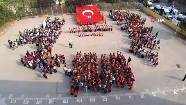Minik öğrenciler Mehmetçiğe selam gönderdi Minik öğrenciler Mehmetçiğe selam gönderdi