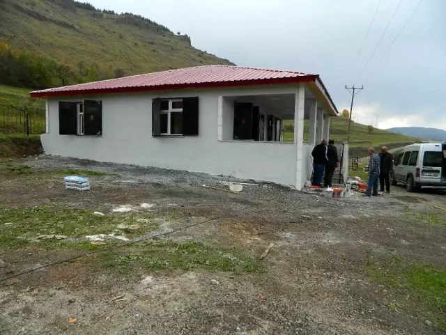 Posof'ta boşalan köyler yeniden dolmaya başladı Posof'ta boşalan köyler yeniden dolmaya başladı