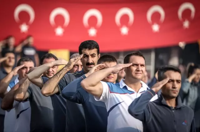 PTT çalışanlarından Barış Pınarı Harekatı'na destek PTT çalışanlarından Barış Pınarı Harekatı'na destek