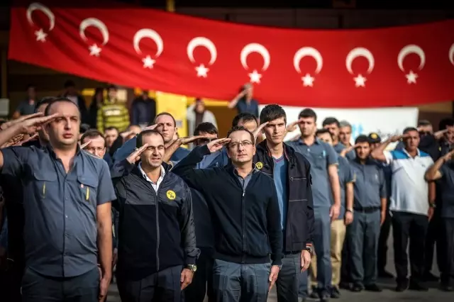 PTT çalışanlarından Barış Pınarı Harekatı'na destek PTT çalışanlarından Barış Pınarı Harekatı'na destek