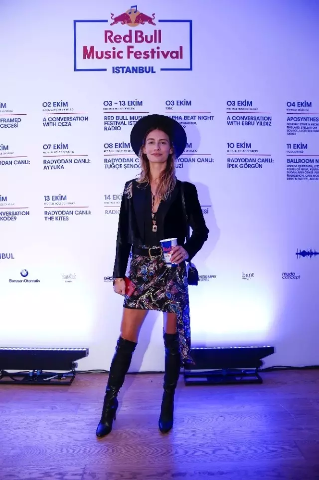 Red Bull Music Festival İstanbul'a ünlü isimler akın etti Red Bull Music Festival İstanbul'a ünlü isimler akın etti