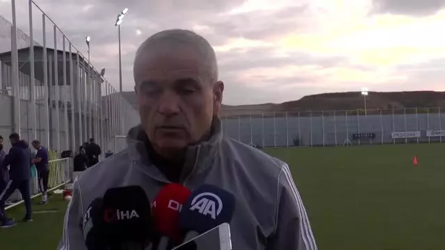 Rıza Çalımbay: 'Antalyaspor maçı Galatasaray maçından zor' - SİVAS Rıza Çalımbay: 'Antalyaspor maçı Galatasaray maçından zor' - SİVAS