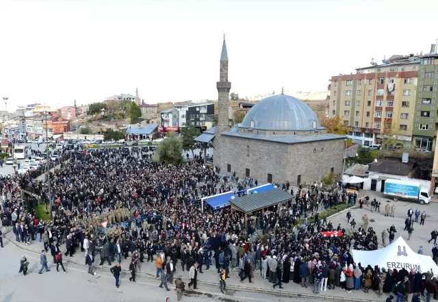 Hakkari şehidi memleketi Erzurum'da son yolculuğuna uğurlandı Hakkari şehidi memleketi Erzurum'da son yolculuğuna uğurlandı
