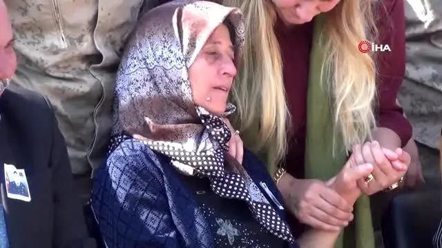 Şehit uzman çavuş Muhammed Önek'in naaşı memleketine uğurlandı Şehit uzman çavuş Muhammed Önek'in naaşı memleketine uğurlandı