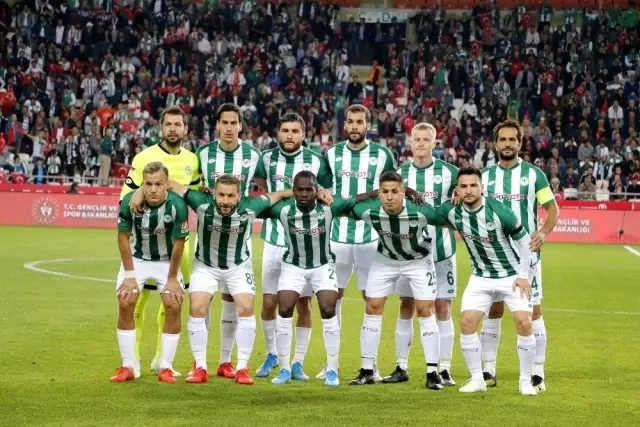 Süper Lig: Konyaspor: 0 - Yeni Malatyaspor: 1 (İlk Yarı) Süper Lig: Konyaspor: 0 - Yeni Malatyaspor: 1 (İlk Yarı)