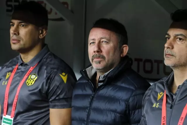 Süper Lig: Konyaspor: 0 - Yeni Malatyaspor: 1 (İlk Yarı) Süper Lig: Konyaspor: 0 - Yeni Malatyaspor: 1 (İlk Yarı)