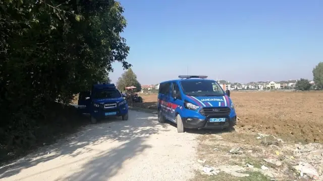 Tarlada tartıştığı şahsı öldüren zanlı tutuklandı Tarlada tartıştığı şahsı öldüren zanlı tutuklandı
