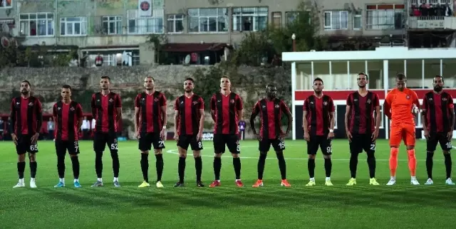 TFF 1. Lig: Fatih Karagümrük: 2 - Osmanlıspor: 0 TFF 1. Lig: Fatih Karagümrük: 2 - Osmanlıspor: 0