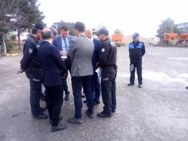 Ürkmezer'den yeni kaymakamlık binası sahasında inceleme