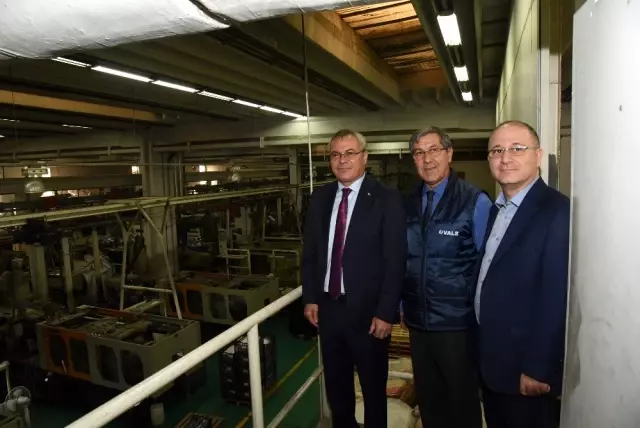 Vali Deniz sanayi tesislerinde incelemelerde bulundu Vali Deniz sanayi tesislerinde incelemelerde bulundu