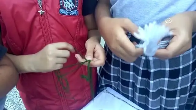Yaptıkları iş küçük kalpleri büyük Yaptıkları iş küçük kalpleri büyük