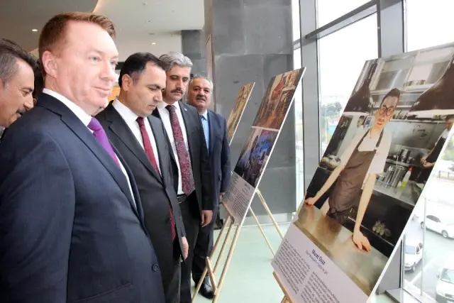 Yozgat'ta 'Avustralya'da Türk Kimliğinin ifadeleri' sergisi açıldı Yozgat'ta 'Avustralya'da Türk Kimliğinin ifadeleri' sergisi açıldı