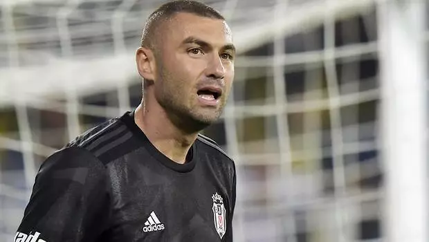 Beşiktaş'ta Burak Yılmaz şoku! 1 ay yok Beşiktaş'ta Burak Yılmaz şoku! 1 ay yok