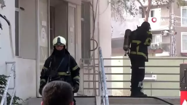 'Bir Zamanlar Çukurova' dizisinin çekildiği hastanede yangın çıktı 'Bir Zamanlar Çukurova' dizisinin çekildiği hastanede yangın çıktı