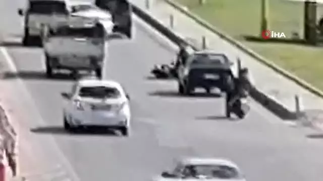 Düşe kalka ölüm yolculuğu kamerada. Düşe kalka ölüm yolculuğu kamerada.