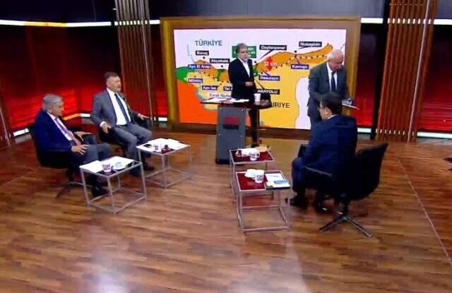 Eski AK Partili Milletvekili Miroğlu ile CHP'li Atıcı canlı yayında birbirine girdi: Esed'in ordusunda bir subay olursun