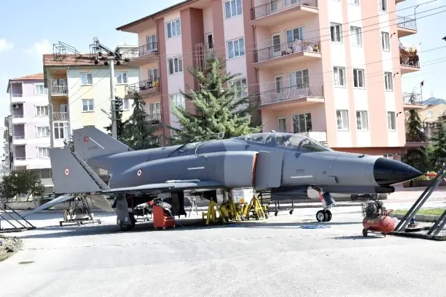 Gören bir daha bakıyor, gözlerine inanamıyor Gören bir daha bakıyor, gözlerine inanamıyor