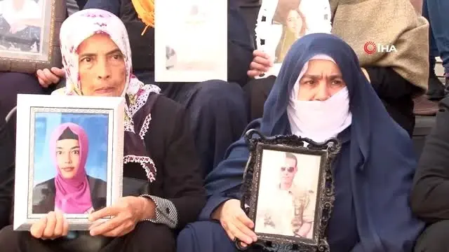 HDP önündeki ailelerin evlat nöbeti 50'nci gününde