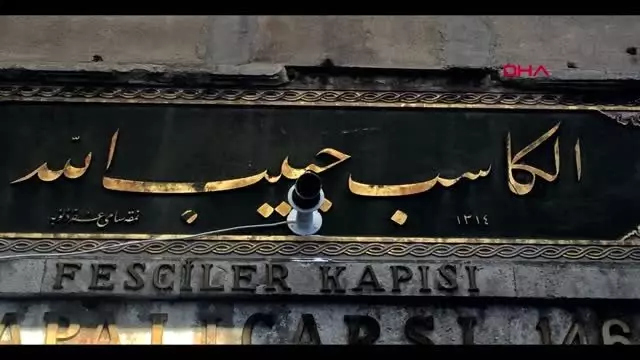 Kapalıçarşı'da tarihi kitabeye matkaplı darbeye inceleme