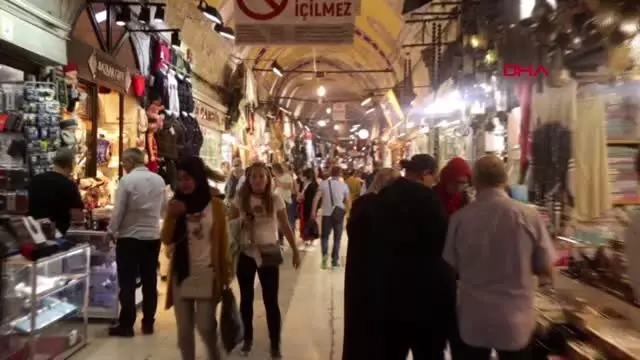 Kapalıçarşı'da tarihi kitabeye matkaplı darbeye inceleme Kapalıçarşı'da tarihi kitabeye matkaplı darbeye inceleme