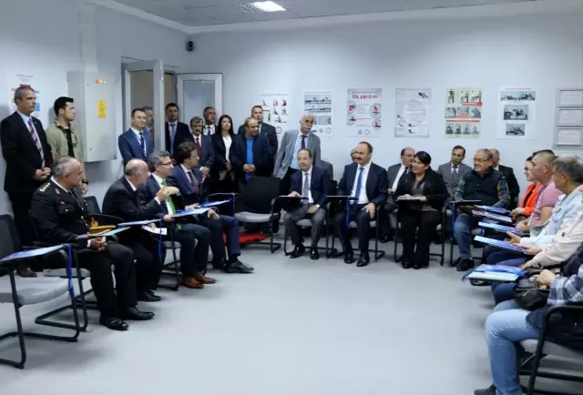 'Kazalarda ölümlerin yüzde 50'si ilk 30 dakikada gerçekleşiyor' 'Kazalarda ölümlerin yüzde 50'si ilk 30 dakikada gerçekleşiyor'