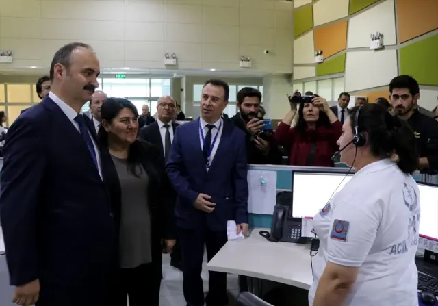 'Kazalarda ölümlerin yüzde 50'si ilk 30 dakikada gerçekleşiyor' 'Kazalarda ölümlerin yüzde 50'si ilk 30 dakikada gerçekleşiyor'