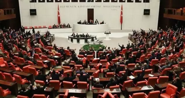 Lübnan Tezkeresi, TBMM Genel Kurulu'nda kabul edildi Lübnan Tezkeresi, TBMM Genel Kurulu'nda kabul edildi