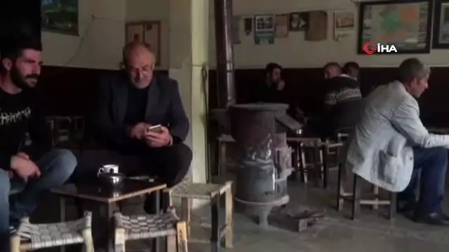 Soğuk hava etkisini gösterdi, Karlıova'da sobalar kuruldu