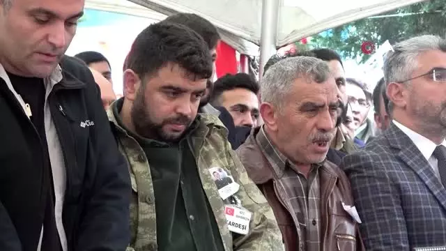 Zeytin Dalı Harekat bölgesinde şehit düşen Mutlu Can Meşeci son yolculuğuna uğurlandı Zeytin Dalı Harekat bölgesinde şehit düşen Mutlu Can Meşeci son yolculuğuna uğurlandı