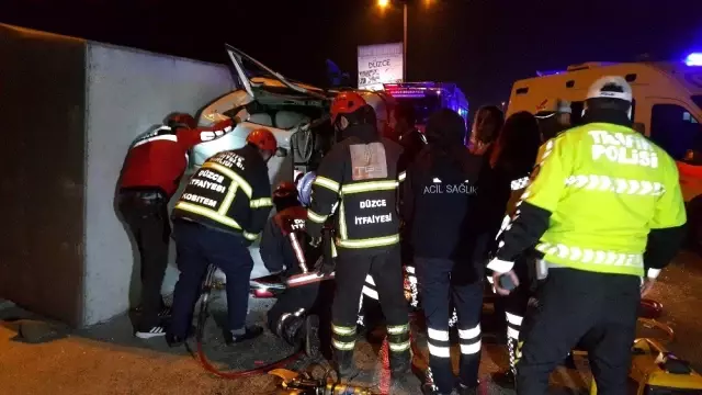Olay yerindeki manzara, ekipleri şaşkına uğrattı: Zincirleme kazada 1 kişi öldü 4 kişi yaralandı Olay yerindeki manzara, ekipleri şaşkına uğrattı: Zincirleme kazada 1 kişi öldü 4 kişi yaralandı