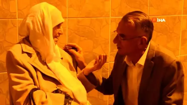 94 yaşındaki kadını, çocukları sokağa attı 94 yaşındaki kadını, çocukları sokağa attı