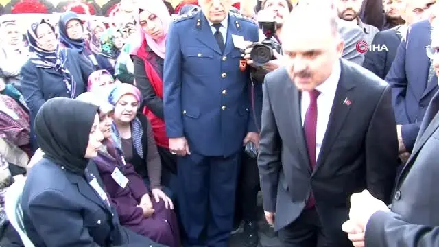 Ağrı şehidine gözü yaşlı veda Ağrı şehidine gözü yaşlı veda