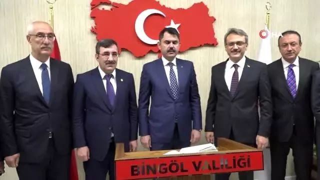 Bakan Kurum: '1 milyon Suriyeli kardeşimizi güvenli bölgede iskan edeceğimiz projeyi... Bakan Kurum: '1 milyon Suriyeli kardeşimizi güvenli bölgede iskan edeceğimiz projeyi...