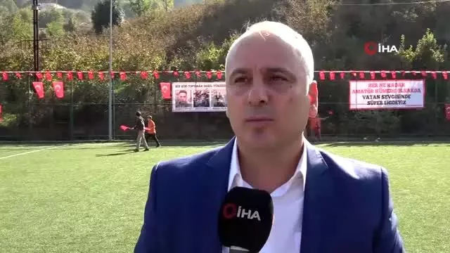 Barış Pınarı Harekatı'na destek için polisler ve askerler moral maçında oynadı Barış Pınarı Harekatı'na destek için polisler ve askerler moral maçında oynadı