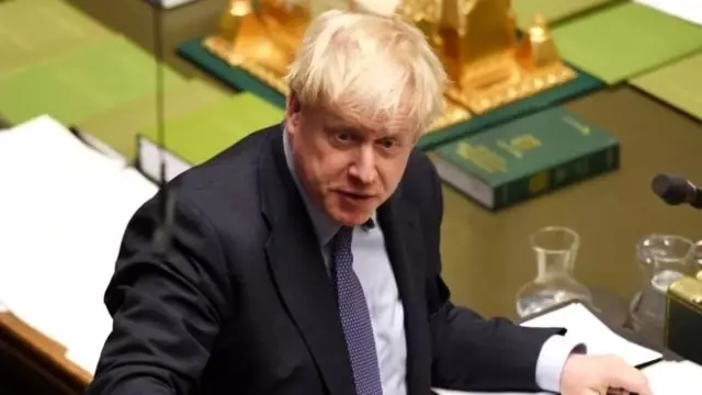 Brexit yine ertelenirse, İngiltere erken seçime mi gidecek?