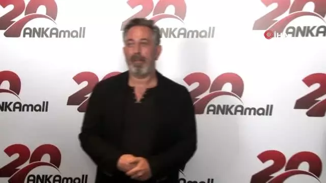 Cem Yılmaz Karakomik filmlerinin Ankara galasında Cem Yılmaz Karakomik filmlerinin Ankara galasında