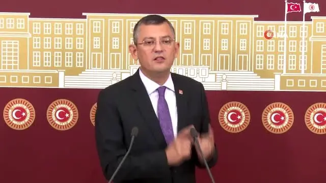 CHP'li Özgür Özel'den Yılmaz Ateş'in açıklamalarına tepki: Partisine ihanet etmiştir CHP'li Özgür Özel'den Yılmaz Ateş'in açıklamalarına tepki: Partisine ihanet etmiştir