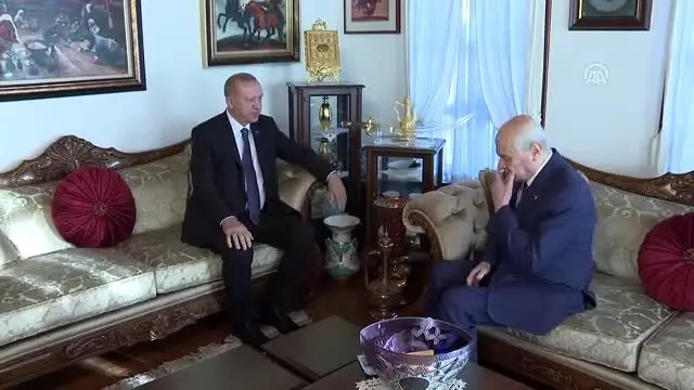 Cumhurbaşkanı Erdoğan, Bahçeli'yi ziyaret etti (2) Cumhurbaşkanı Erdoğan, Bahçeli'yi ziyaret etti (2)