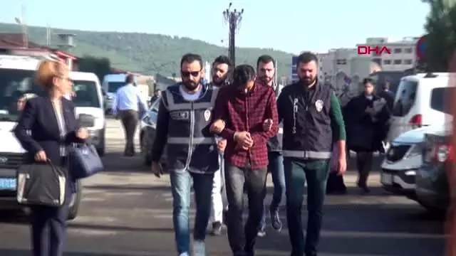 Gaziantep kapkaççılar otomobildeki yazıdan yakalandı Gaziantep kapkaççılar otomobildeki yazıdan yakalandı