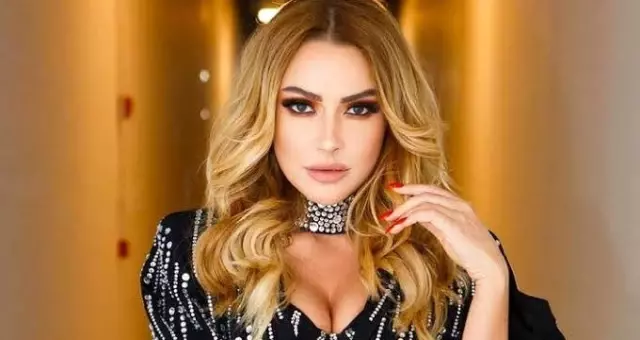 Hadise doğum gününde mezdeke oynadı