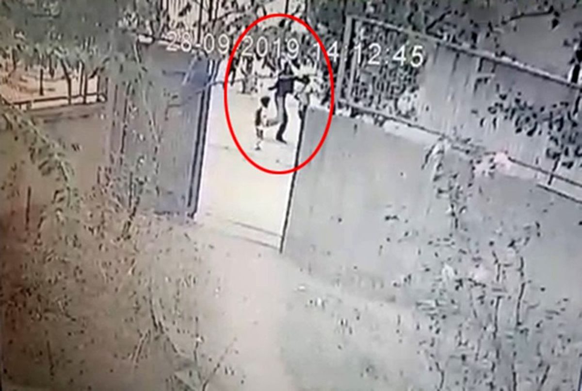 İstanbul'da şişli dehşet! Önüne gelene saldıran adam, mahalleyi canından bezdirdi