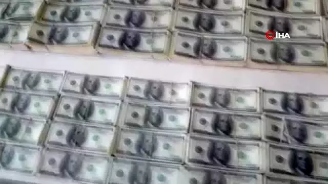 İstanbul'da sahte para operasyonu: 1 milyon 330 bin dolar ele geçirildi İstanbul'da sahte para operasyonu: 1 milyon 330 bin dolar ele geçirildi
