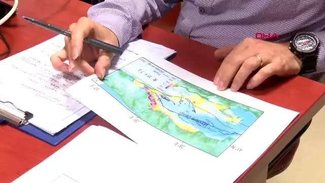 Kocaeli doç dr. ulutaş marmara'da tsunami tehlikesi var Kocaeli doç dr. ulutaş marmara'da tsunami tehlikesi var