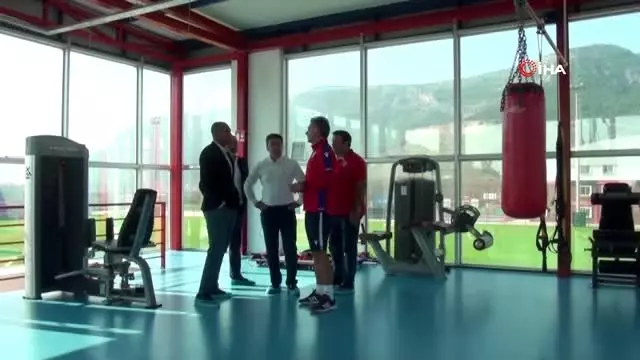 Mehmet Aurelio: 'Milli takım kesinlikle Euro 2020'ye katılır' Mehmet Aurelio: 'Milli takım kesinlikle Euro 2020'ye katılır'
