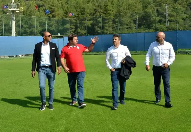 Mehmet Aurelio: 'Milli takım kesinlikle Euro 2020'ye katılır' Mehmet Aurelio: 'Milli takım kesinlikle Euro 2020'ye katılır'