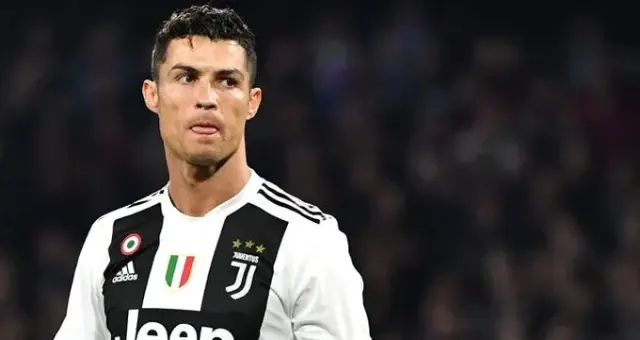 Ronaldo yıllık maaşından fazlasını Instagram'dan kazanıyor! Ronaldo yıllık maaşından fazlasını Instagram'dan kazanıyor!
